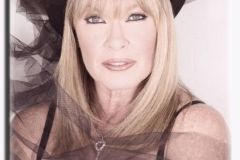 Porsche_Lynn_-_gothic_glow_1616_resized